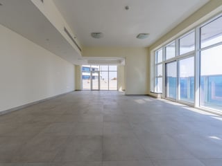 Stunning Penthouse Living with Dubai Marina Views, picture 4