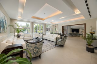 Fully Upgraded | Luxury Mansion | Biggest Plot, picture 4