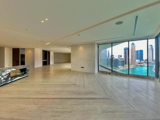 Sky-High Mansion – Full-Floor with Amazing Views, picture 4