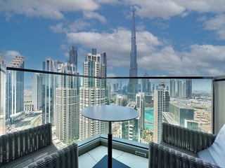 Incredible views to Burj Khalifa – High Floor, picture 3