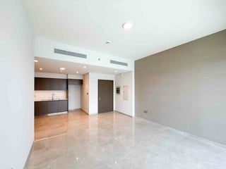 High Floor | Brand New | Boulevard View, picture 4