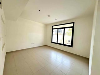 Vacant | Prime Location | View Now, picture 3
