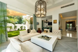 Fully Furnished | Luxury Villa | Prime Location, picture 3