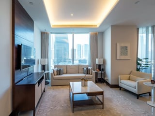 Luxury 3BR Apartment | Stunning Living | Burj View, picture 3