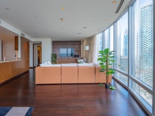 Iconic Downtown Living in the Burj Khalifa, picture 3
