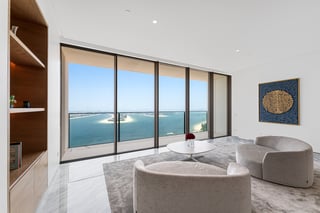 Live Royally in this High Floor Palm View 2BR + M, picture 4