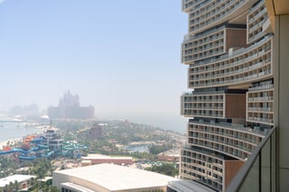 Live Royally in this High Floor Palm View 2BR + M, picture 3