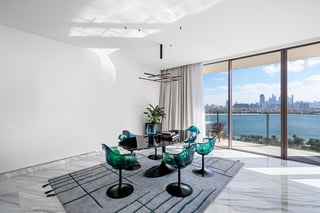 Rare Dual Sea and Skyline View | Spacious Luxury, picture 4