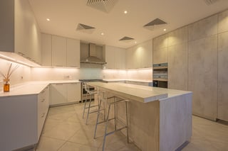 6BR Mansion | Modern | Furnished I Sea Vew, picture 4