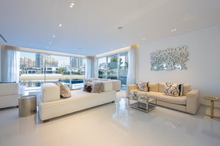 Renovated 6BR Modern Villa I Beachfront I Furnished, picture 4