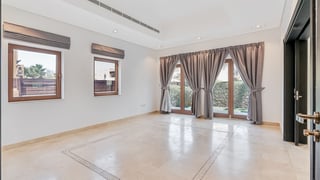 Corner unit villa in Al Furjan with spacious layout, picture 3
