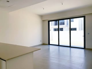 Fully Landscaped Villa | Near Pool and park ISidr, picture 3