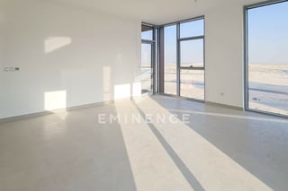 2 Beds plus Maids | VOT | Spacious Layout, picture 3