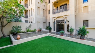 Luxury Garden Apartment with Iconic Burj Khalifa Backdrop, picture 4