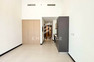Vacant Now | Double High Ceiling | Terrace, picture 4