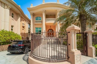 Luxurious Living | Rooftop Pool | Beachfront, picture 3