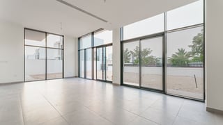 Brand new townhouse in Al Furjan with modern design, picture 3