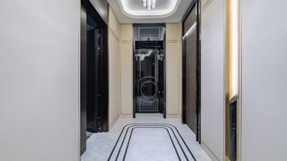 Refined Apartment at Waldorf Astoria Residences, picture 3