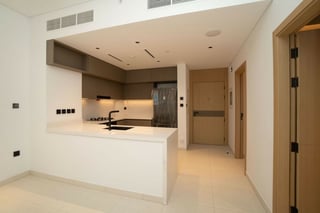 Brand New | Prime Location | Modern Layout, picture 4