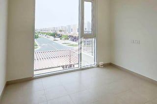 Single Row | Ready To Move In | Terrace Unit, picture 4