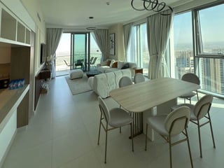 Skyline Luxury | Private Pool &amp; Gym | Waterfront Oasis, picture 3