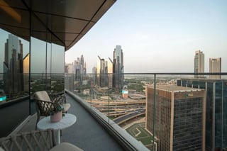 Luxury 3BR plus Maids | High Floor | City View, picture 4