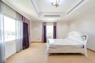 Huge Plot | Spacious | Prime Location | Vacant, picture 3