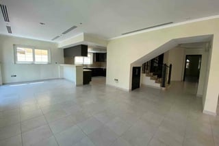 Internal Location | Large Plot | Vacant soon, picture 3