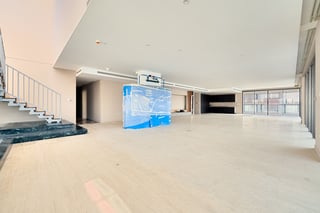 Prime Location | Skyline Views|Brand New Penthouse, picture 3