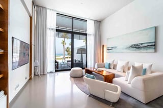 Private Beach and Pool | 5 Luxury | Hotel Living, picture 3