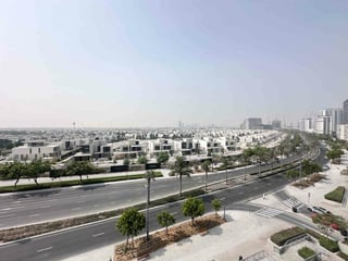 Vacant | Lagoon View | Huge Layout, picture 3