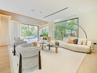 Refined Golf Course Villa with Stunning Amenities, picture 3