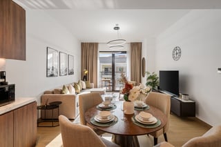 Fully Furnished | Sea and Burj Khalifa Views, picture 3
