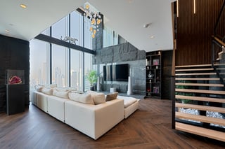 Luxurious 2BR Unit | High Floor | Skyline View, picture 3