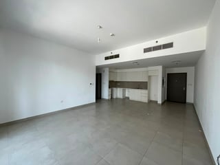 Vacant On Transfer | Large Layout | Ready, picture 3
