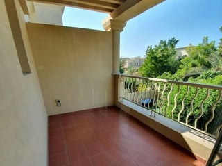 Exclusive | Upgraded | Ready to Move...., picture 3