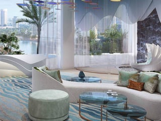 Beautiful on Canal | Glass to Ceiling | Below Cost, picture 4