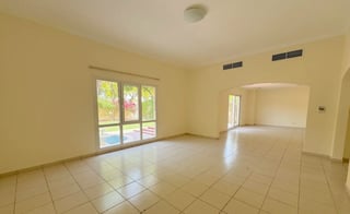 Spacious | Landscaped View | Ready to Move, picture 3