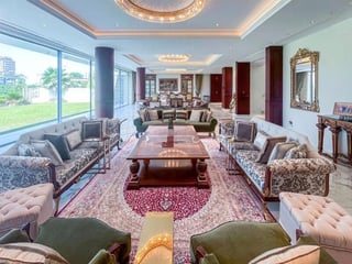Custom Built | Luxury Living | Private Pool, picture 4