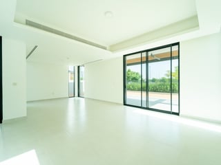 Stand Alone | Full Park View | Prime Location, picture 3