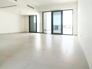 3Bed + Maid | Brand New | Tenanted Until June, picture 3
