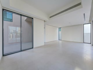 Park  Backing  |  Single  Row  |  Vacant, picture 4