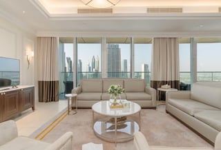 Zabeel View | Fully Furnished | Premium Amenities, picture 3