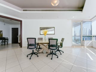 Spacious  | Fully Furnished | Prime Metro Location, picture 4