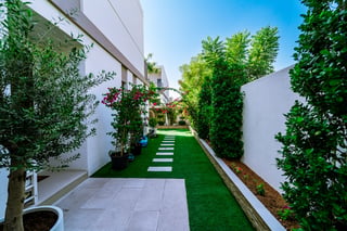 Full Corner | Opposite Pool | Exclusive., picture 3