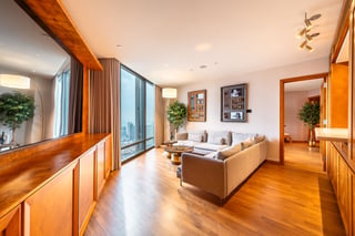 Unique Custom Interior | Panoramic Fountain view, picture 3