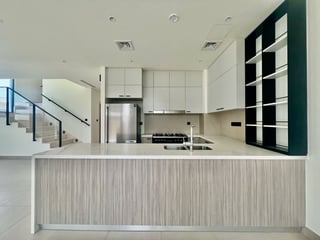 Single Row | Burj View | Close To Amenities, picture 3