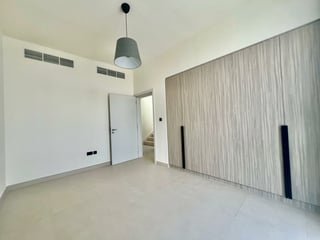 Single Row | Burj View | Close To Amenities, picture 4