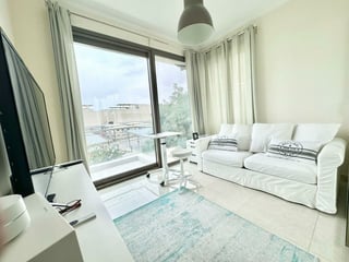 Large Layout | Prime Location | Corner Unit, picture 3