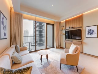 Unmatched Views | Fully Furnished | High End, picture 3